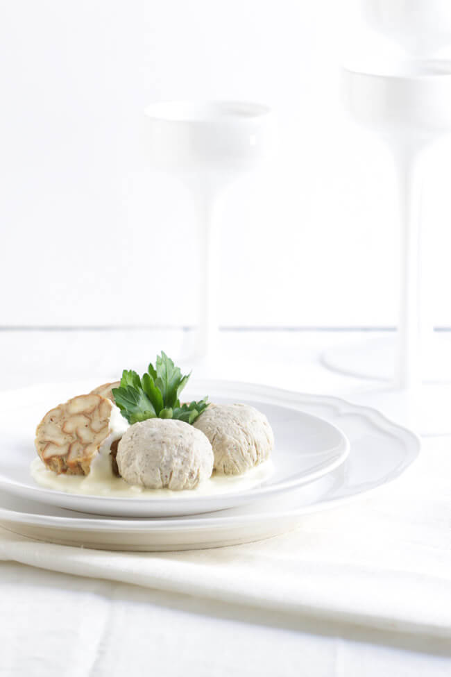 weißwurst selbst machen weißwurstbällchen merrettichsauce brezenknödel semmelknödel white dinner