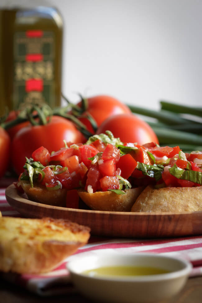 bruschetta selber machen tomaten basilikum vorspeise italienisch vegan veggie vegetarisch
