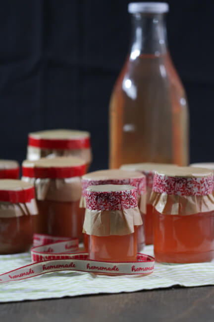 Quittengelee und weihnachtliche Apfel-Quitten-Marmelade und Sirup ...