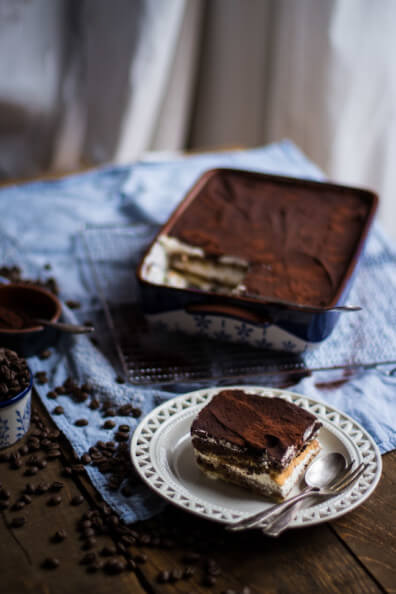 Tiramisu mit selbstgebackenem Bisquit - foodundco.de