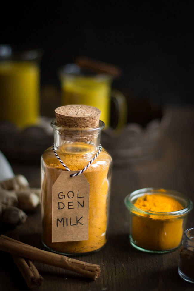 golden milk gewürzmischung kurkuma latte indisch ayurveda gesund vegan