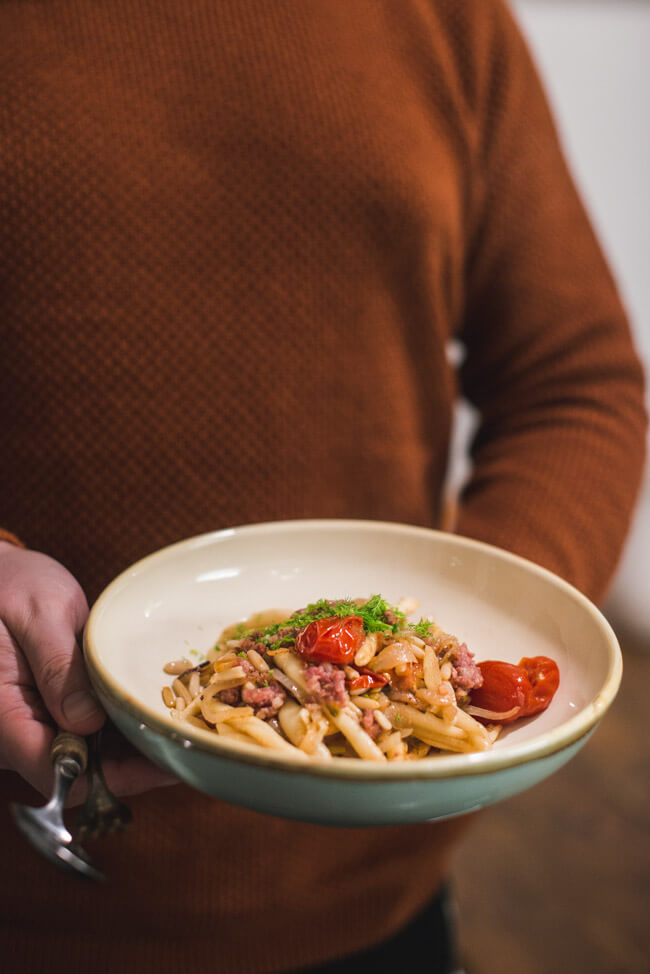 pasta mit fenchel salsiccia pinienkernen und tomaten nudeln pastagericht einfach schnell