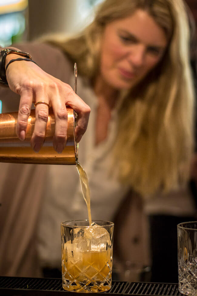 Cocktails mixen beim Bloggertreffen in Marburg