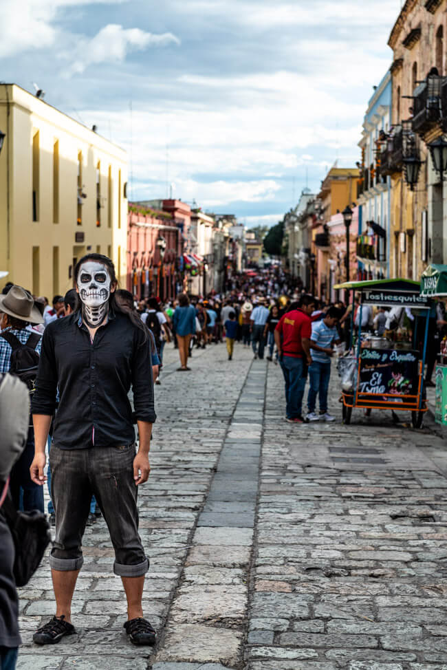 Oaxaca de Juaréz Mexiko Parade zum Dia de los Muertos Tag der Toten Umzug