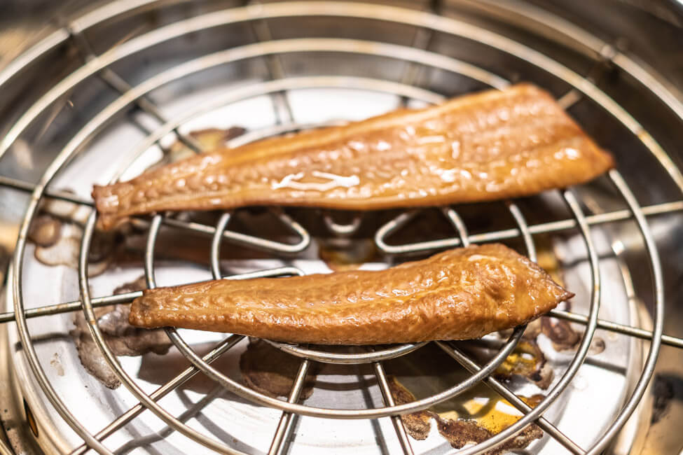 Schollenfilet selbst heiß räuchern Zwilling Räuchertopf Fisch räuchern beizen Kitchen Impossible Cullen Skink