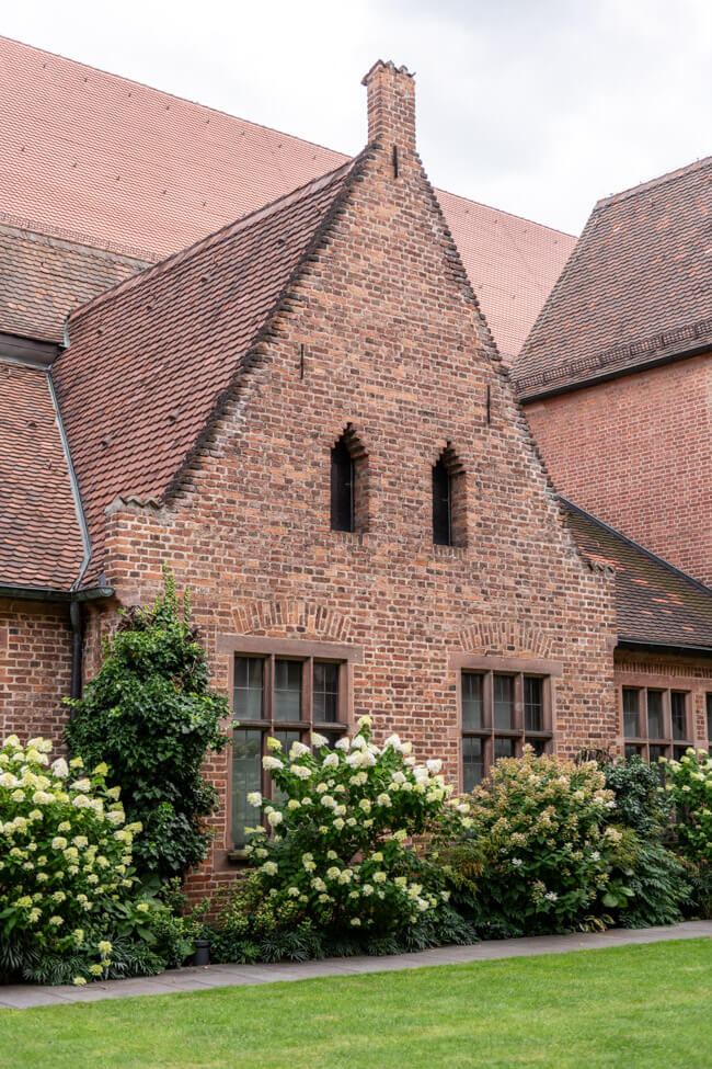 Mönchshaus im Klostergarten des Germanischen Nationalmuseum Nürnberg